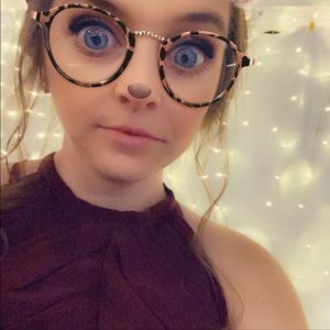 Meet your Posher, Megan